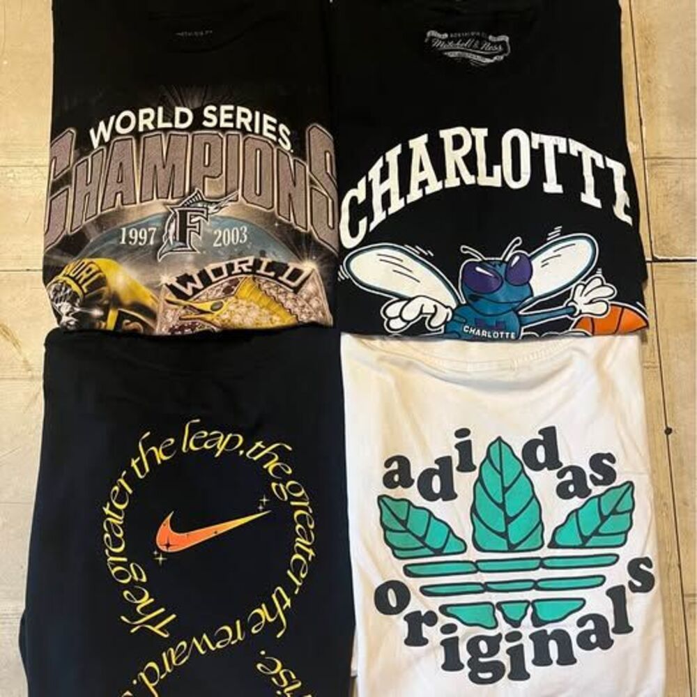 Modern size large sport tshirt bundle Nike, adidas, Mitchell & ness